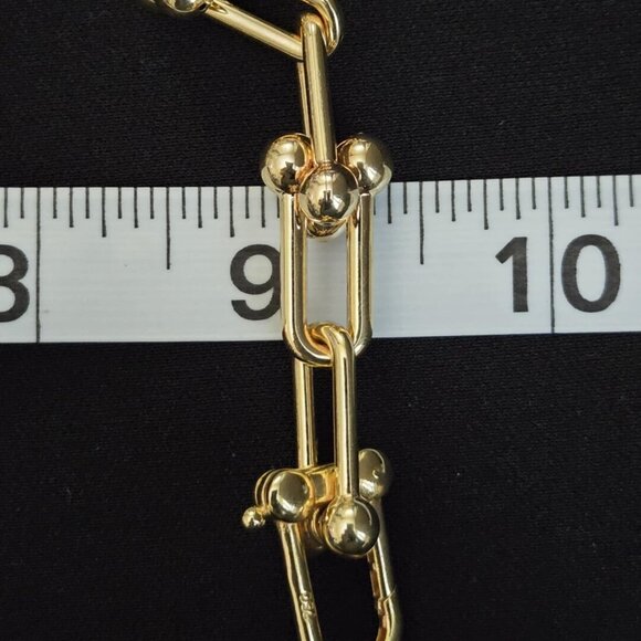 Beautiful hardwarelink bracelet - Picture 4 of 12